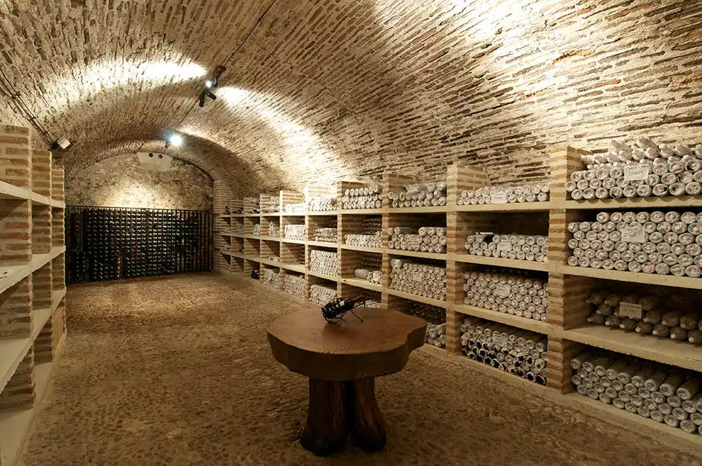 Mauro (Baynos & Valeyo) Bodega
